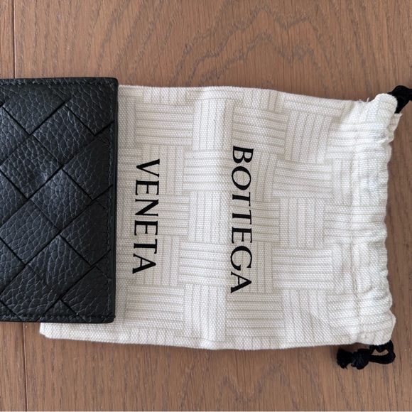 Bottega Veneta Intrecciato Leather Card holder